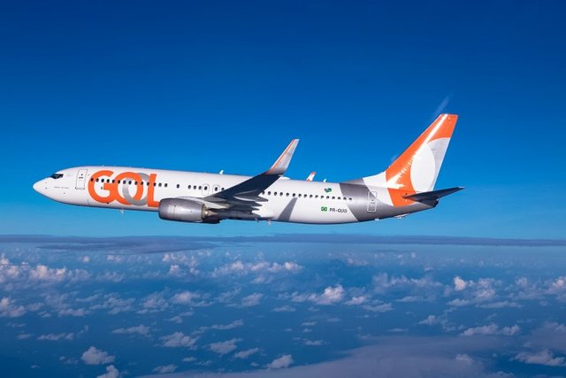 GOL737Novo[1].jpg